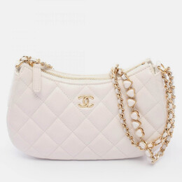 Chanel: Белая сумка 