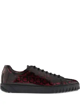 Ferragamo: Красные кроссовки  Gancini