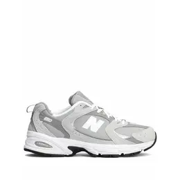 New Balance: Серые кроссовки 