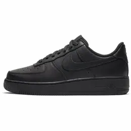 NIKE: Чёрные кеды  Air Force 1