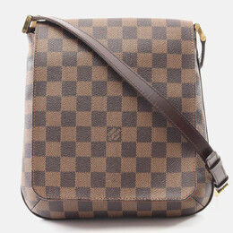 Louis Vuitton: Коричневая сумка  Musette