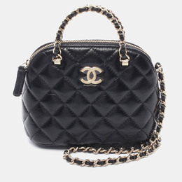 Chanel: Чёрная сумка через плечо 