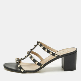 Valentino: Чёрные сандалии  Rockstud