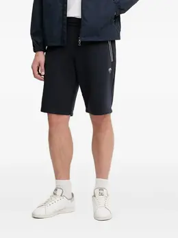 Ea7 Emporio Armani: Чёрные шорты 