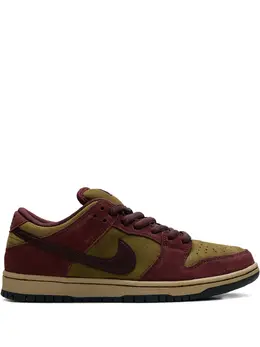Nike: Тёмные кроссовки  SB Dunk Low