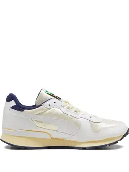 PUMA: Светлые кроссовки 