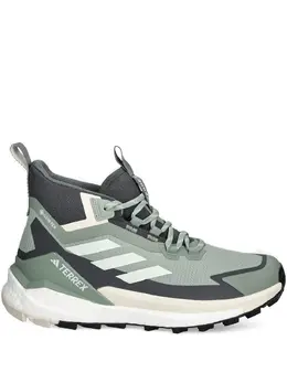 adidas: Зелёные кроссовки  Terrex