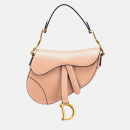Dior: Розовая сумка 