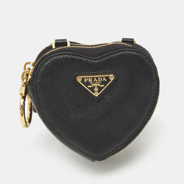 Prada: Косметичка 