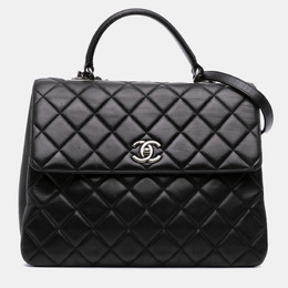 Chanel: Чёрная сумка на руку 