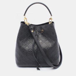 Louis Vuitton: Чёрная сумка 