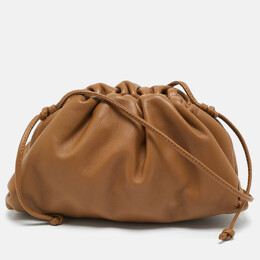 Bottega Veneta: Коричневая сумка  Mini Pouch