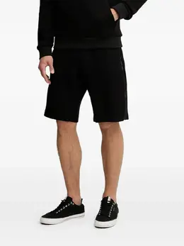 Ea7 Emporio Armani: Чёрные шорты 