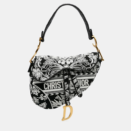 Dior: Чёрная сумка 