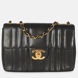 Chanel: Чёрная сумка 