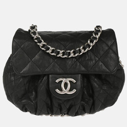 Chanel: Чёрная сумка 