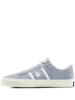 Converse: Светлые кроссовки  One Star