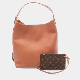 Louis Vuitton: Коричневая сумка 