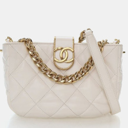 Chanel: Белая сумка 