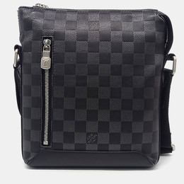 Louis Vuitton: Чёрная сумка 