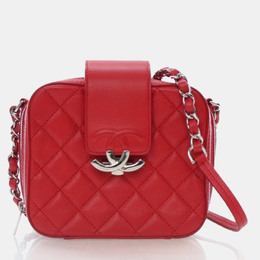 Chanel: Красная сумка 
