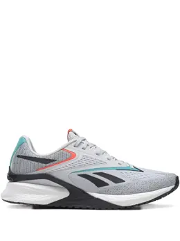 Reebok: Кроссовки 