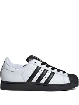 adidas: Белые кроссовки  Superstar
