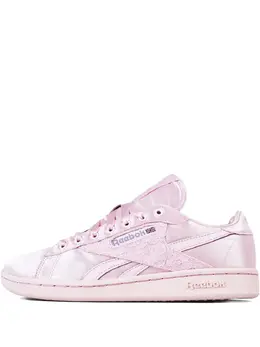 Reebok: Розовые кроссовки 
