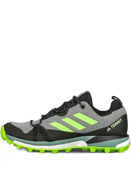 adidas: Чёрные кроссовки  Terrex
