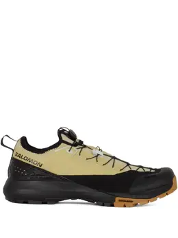 Salomon: Зелёные кроссовки 