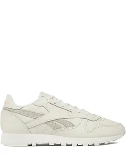Reebok: Белые кроссовки  Classic Leather