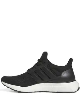 adidas: Чёрные кроссовки 