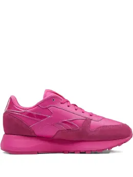 Reebok: Розовые кроссовки 