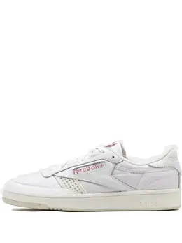 Reebok: Белые кроссовки  Club C 85