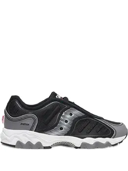 Saucony: Чёрные кроссовки 