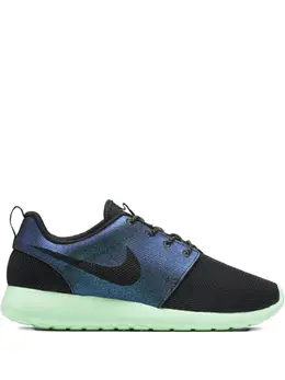 Nike: Кроссовки  Roshe One