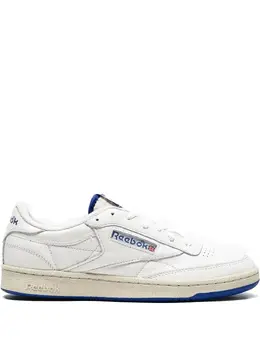 Reebok: Белые кроссовки  Club C 85