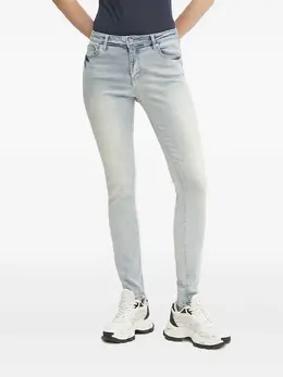 Armani Exchange: Светлые джинсы 