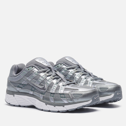Nike: Серые кроссовки 