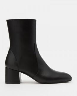 Stuart Weitzman: Чёрные ботинки 