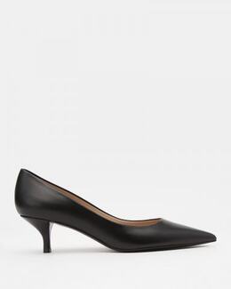 Stuart Weitzman: Чёрные туфли 