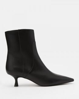 Stuart Weitzman: Чёрные ботинки 