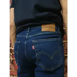Levi's: Классические джинсы 