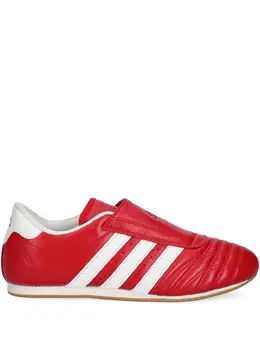 adidas: Красные кроссовки 