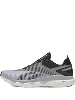 Reebok: Чёрные кроссовки 