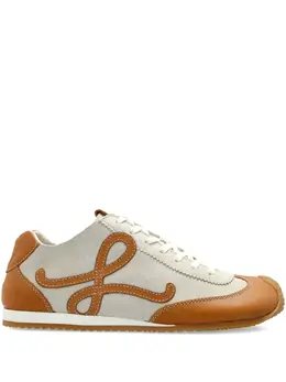 LOEWE: Белые кроссовки  Ballet Runner