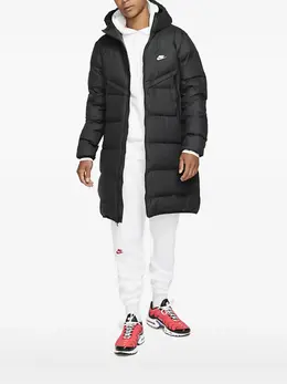 Nike: Пальто с капюшоном 