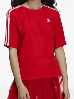 adidas: Футболка  Stripes в полоску