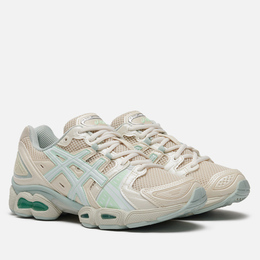 ASICS: Бежевые кроссовки  Gel-Nimbus