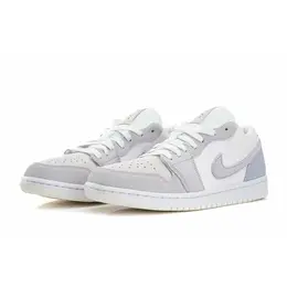 NIKE: Белые кроссовки  Air Jordan